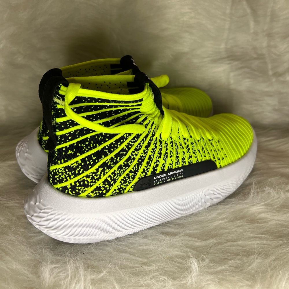 Under Armour Futr X Elite BRAND NEW